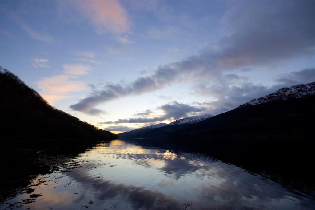 Rossmay House - 4 Bedroom Scottish Villa With Waterfront / Mountain Views Arrochar Exterior photo